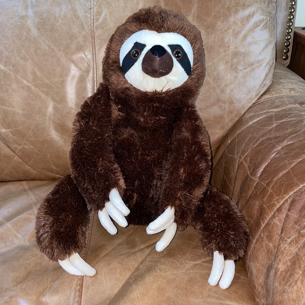 NWOT Fiesta® 15 Inch Sitting 3-Toed Sloth Stuffed Animal
